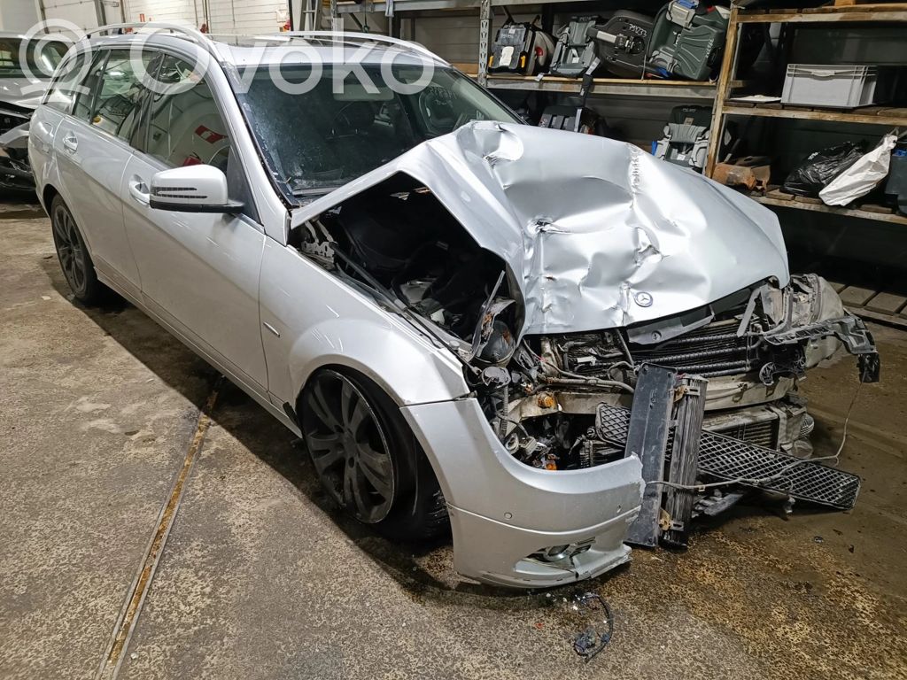 C W204 C-class, AMG (W202, W203, W204, W205, W206)  A2044200984