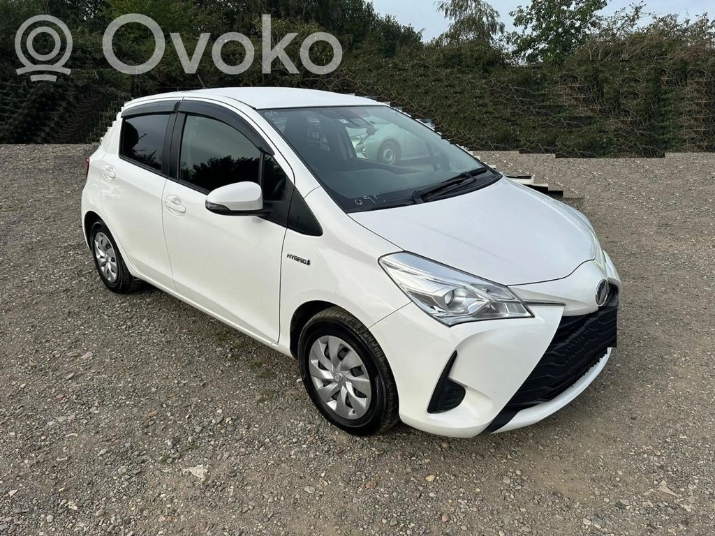 Yaris Yaris  8946552670