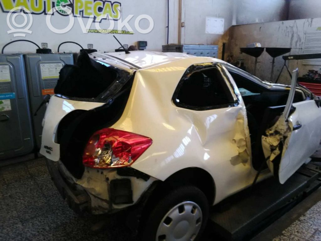 Auris 150 Auris