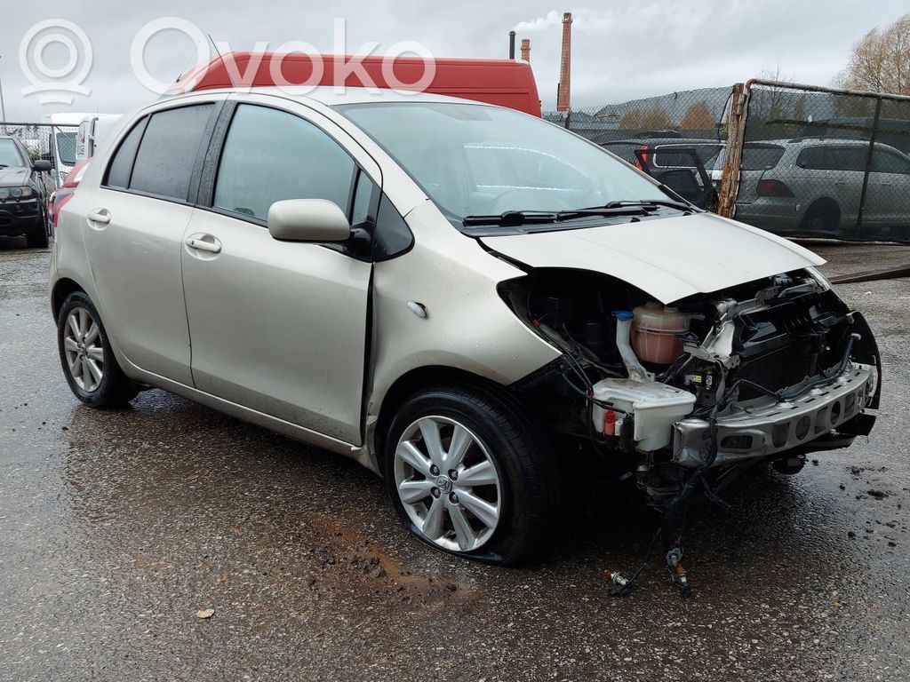 Yaris Yaris  770100D020C