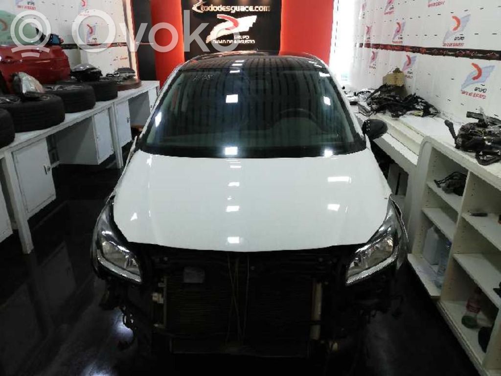 Corsa E Corsa  13470443