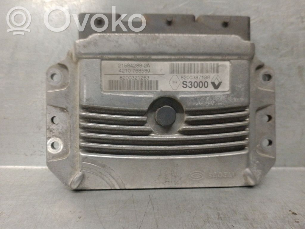 L200 L200, L300, L400 Space Gear  5730A201
