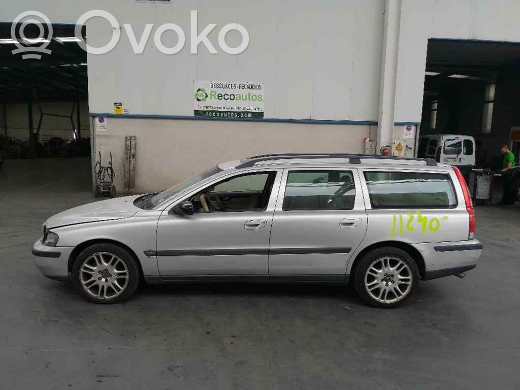 V70 S70, V70, V70 XC  8649471