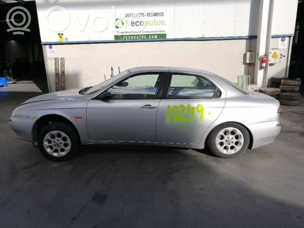 156 156  46480117