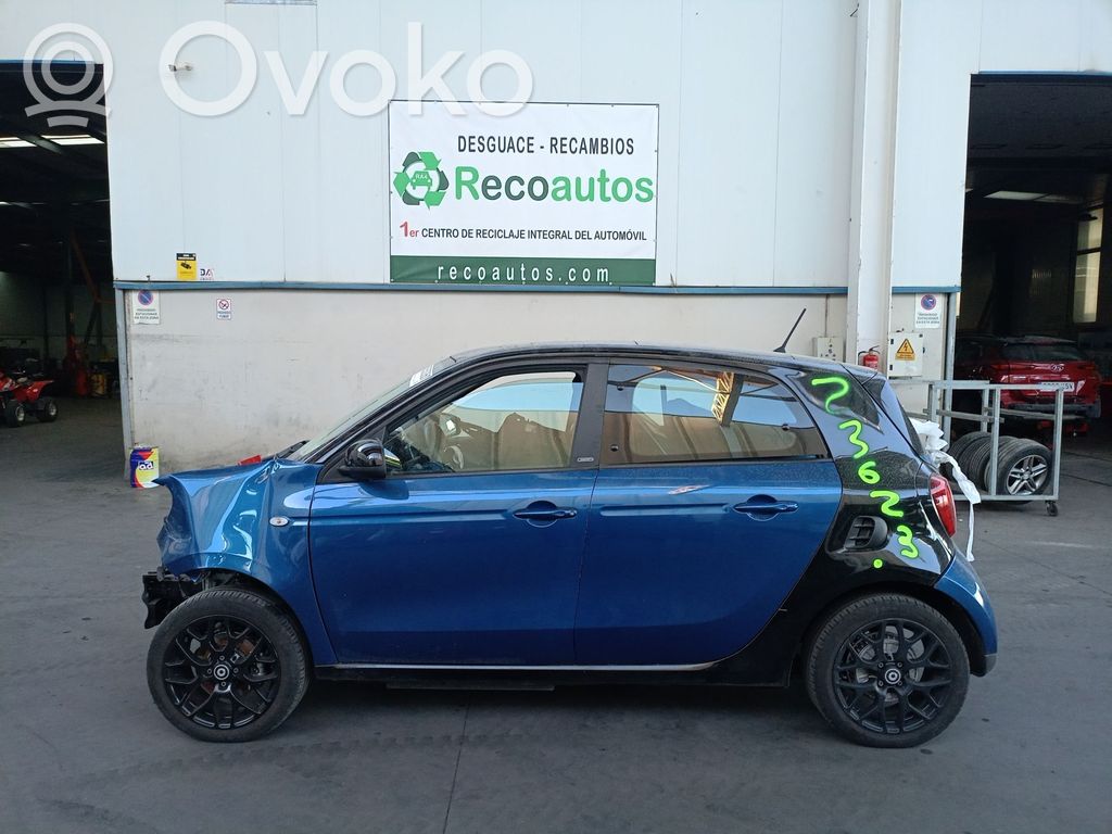 ForFour II W453 ForFour  237D40236R
