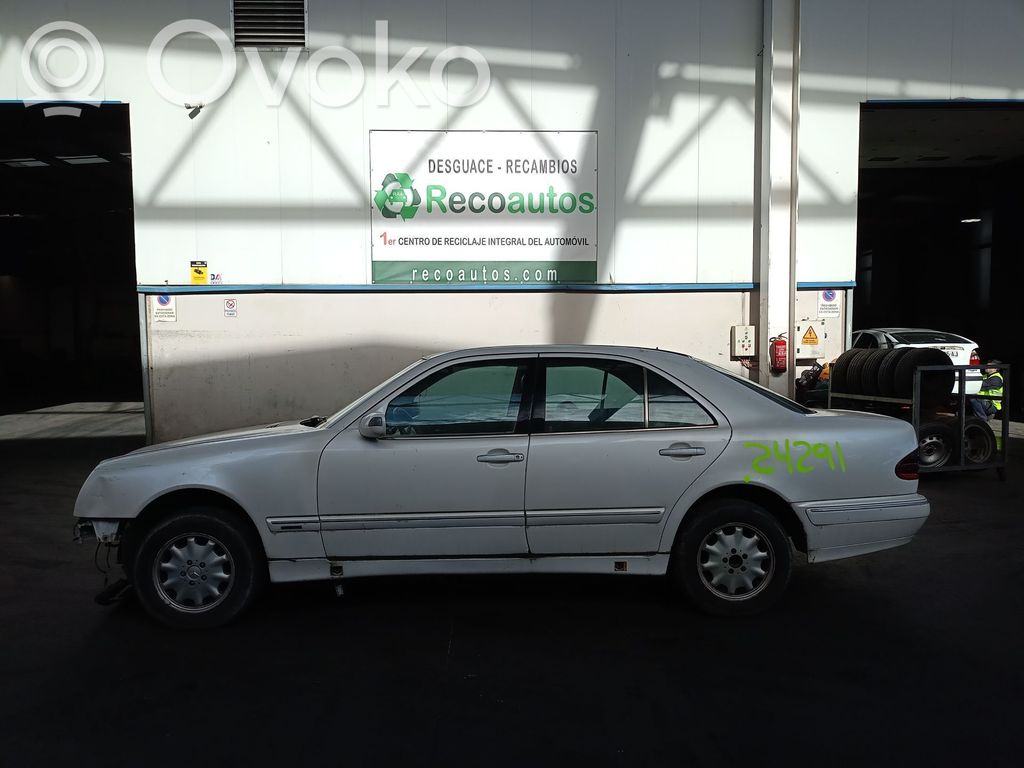 E W210 E-class, AMG (W124, W210, W211, W212, W213, C207, W238)  A6111532779