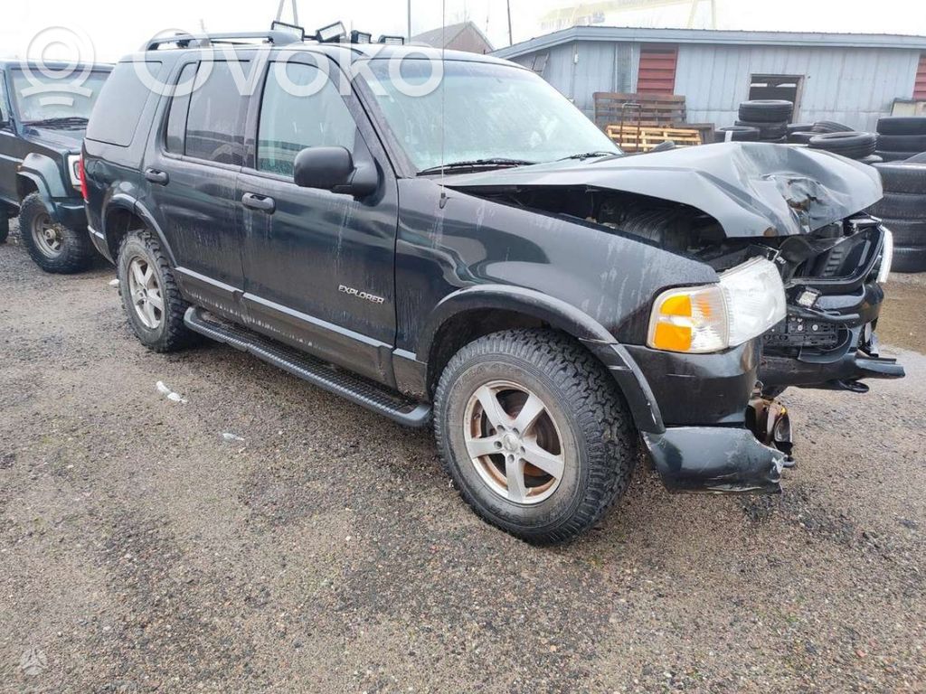 Explorer Explorer