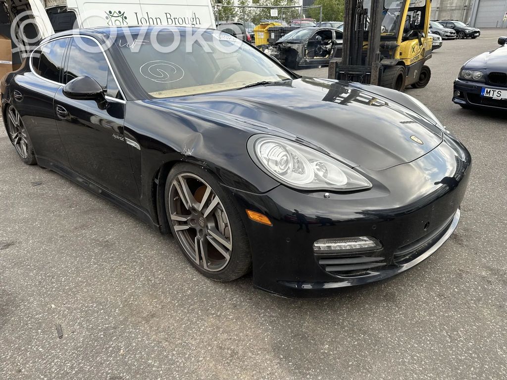 Panamera (970) Panamera  97060617600
