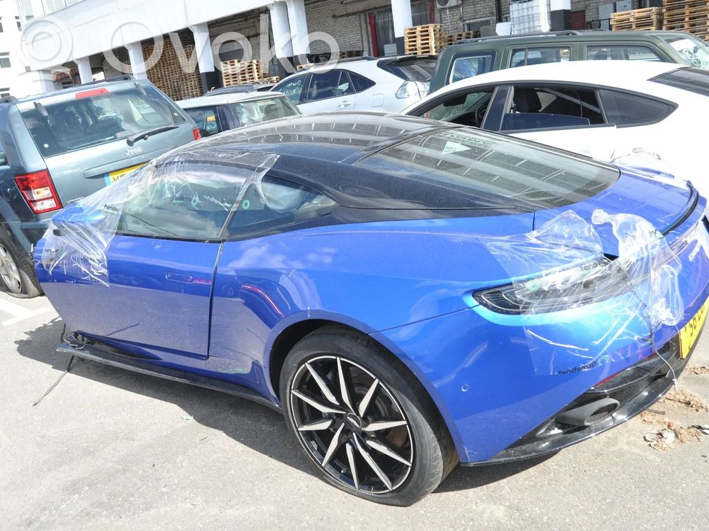DB11 DB11