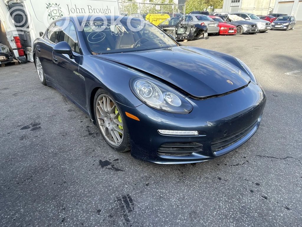 Panamera (970) Panamera  97060617600