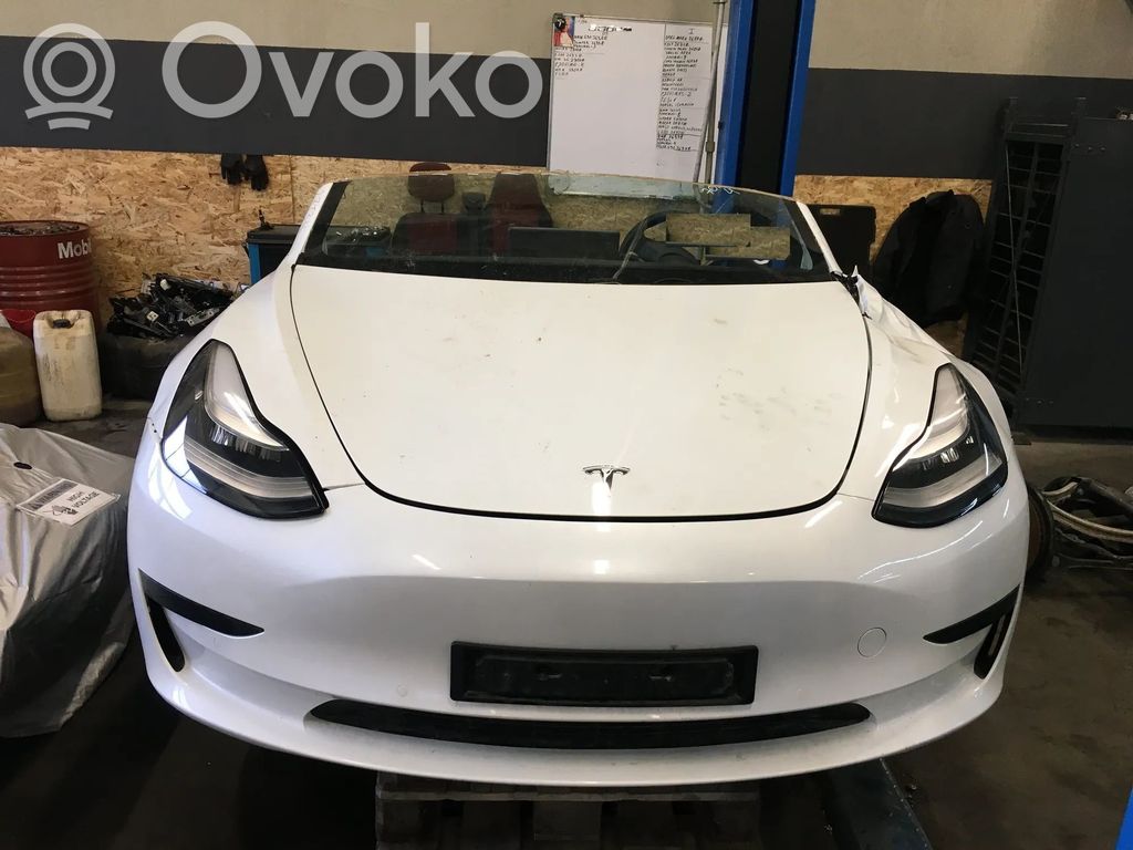 Model 3 Tesla Model 3  1083362