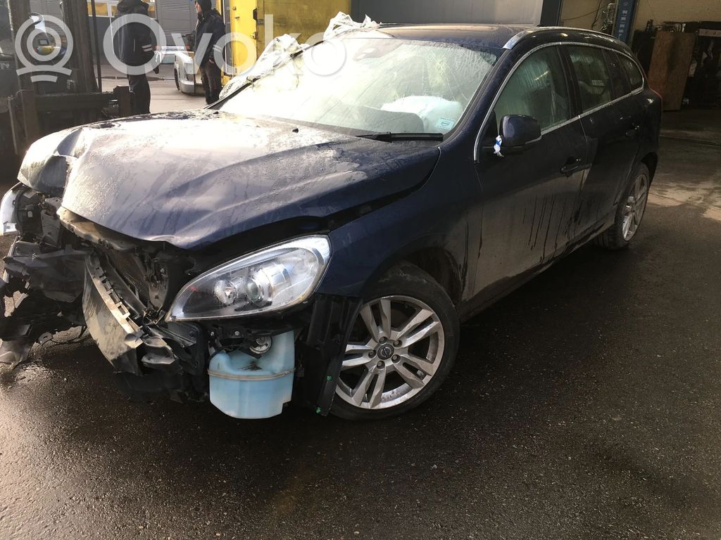 V60 V60, V60 Cross Country