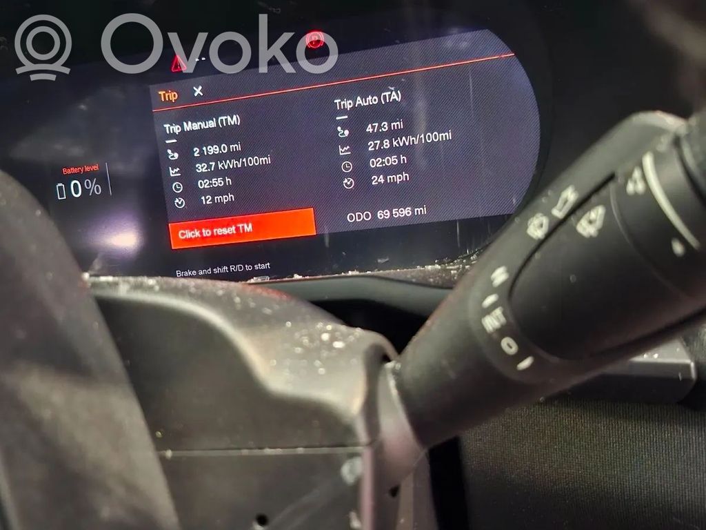 2 2  31672592