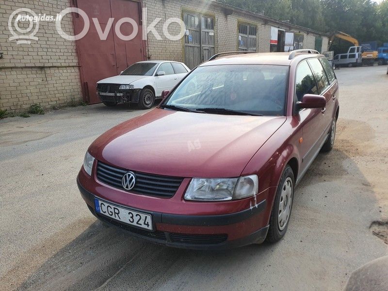 PASSAT B5 Passat  8D0907558B