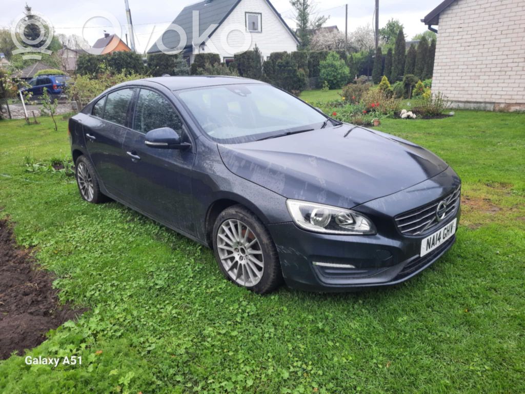 S60 S60  P31400544