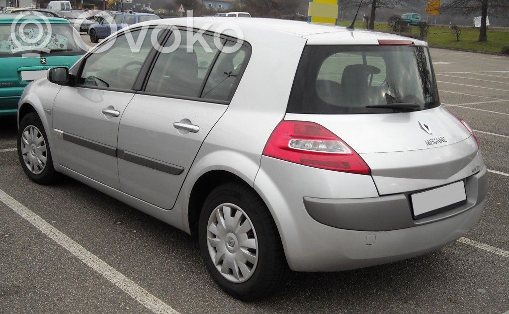 Megane II Megane  8200100907