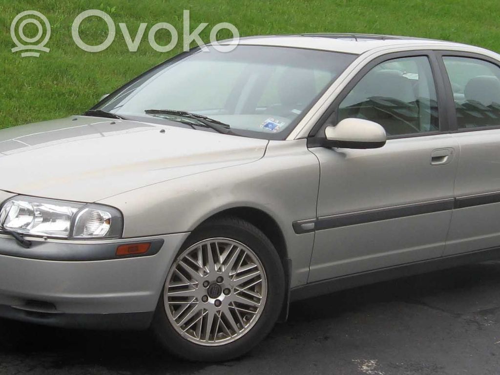 S80 S80  9472968