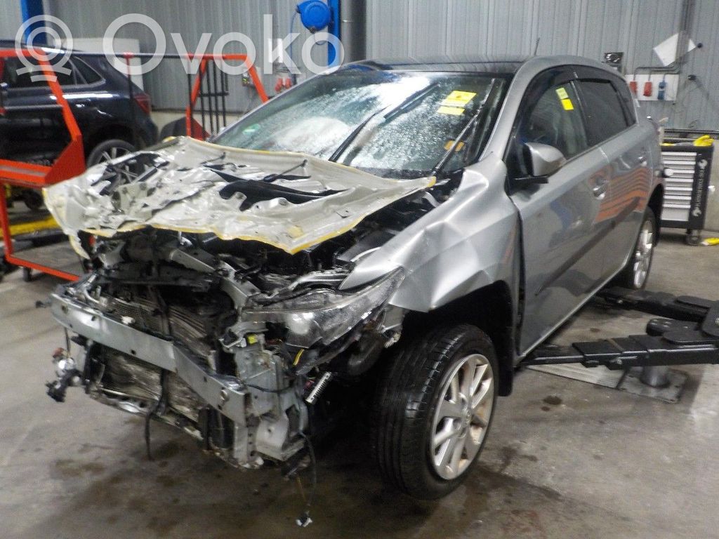 Auris E180 Auris