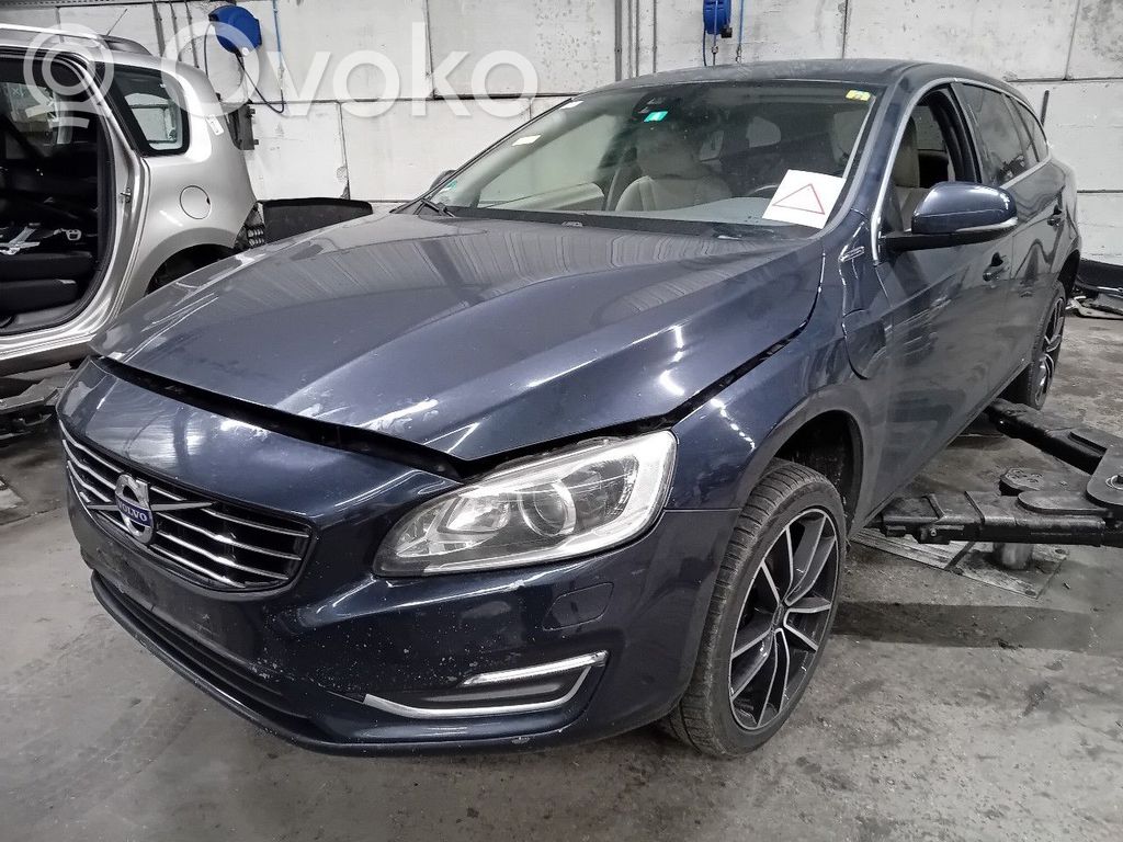 V60 V60, V60 Cross Country