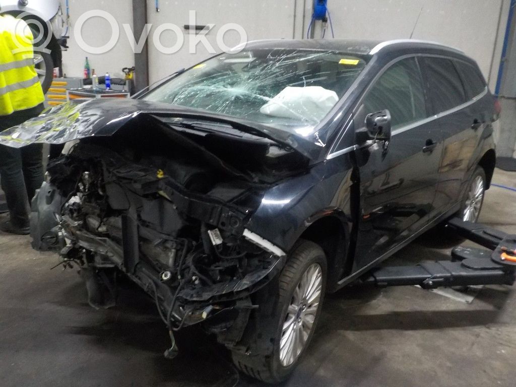 Focus Focus  BV6118080CAE