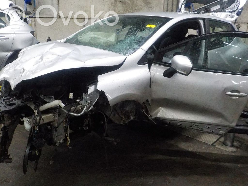 Clio IV Clio  233000557R
