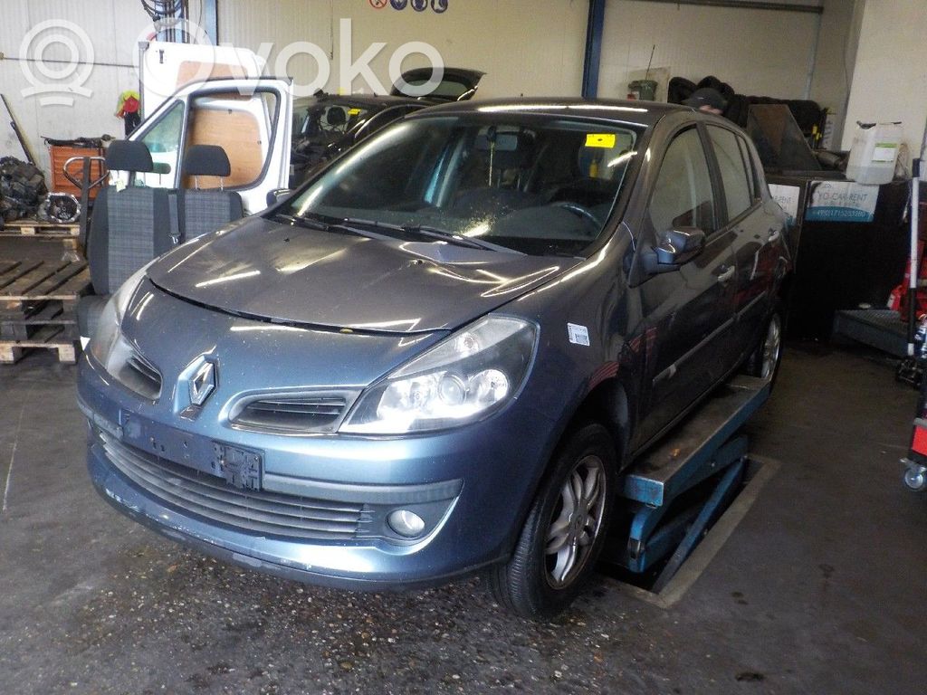 Clio III Clio  8200298371