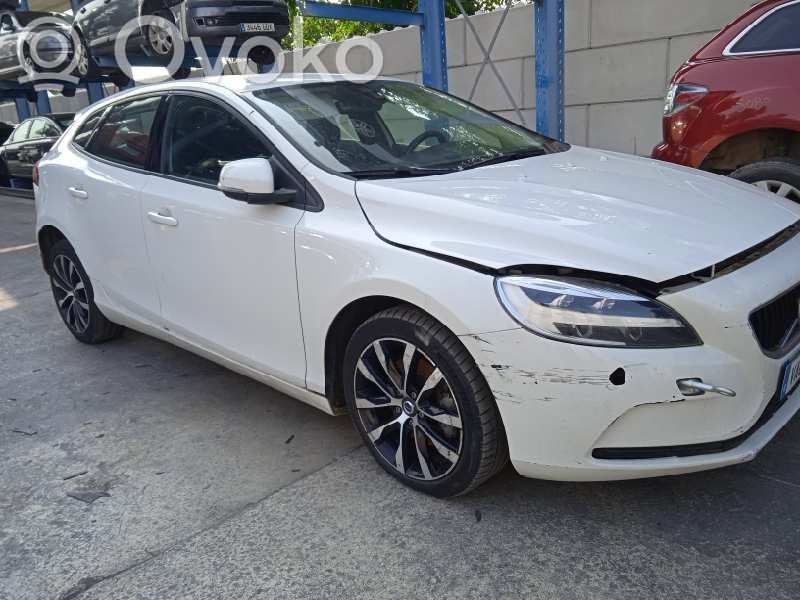 V40 S40, V40  31489212