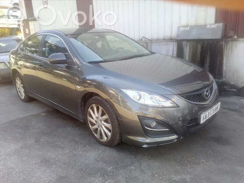6 6  R2AH18400