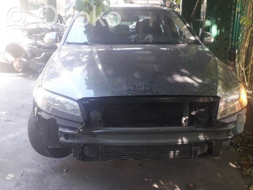 S80 S80  30739403