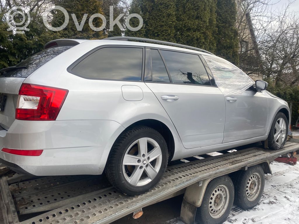 Octavia Mk3 (5E) Octavia  5Q0407271H