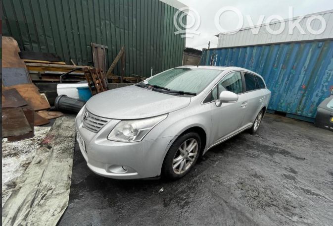 Toyota Avensis T270