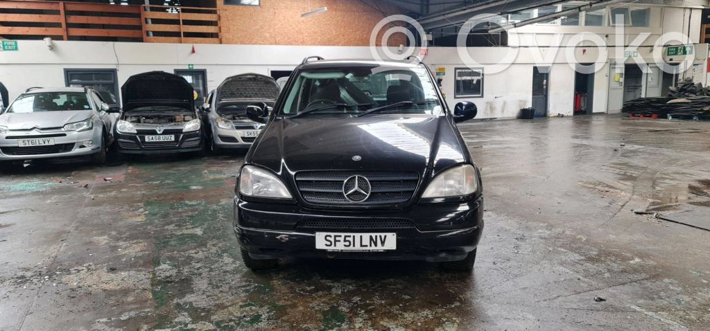 Mercedes-Benz ML W163