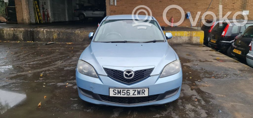 Mazda 3 I