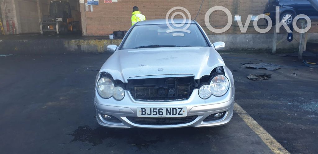 Mercedes-Benz C W203