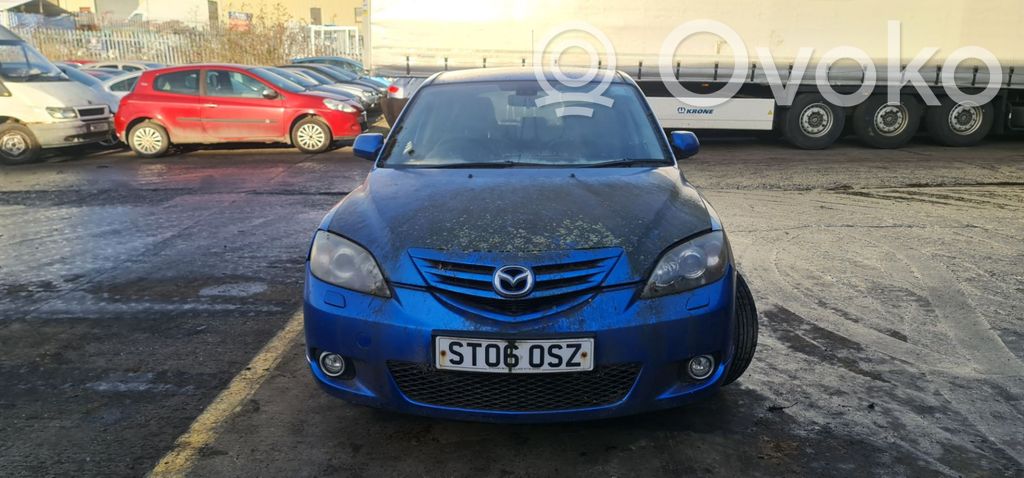 Mazda 3 I