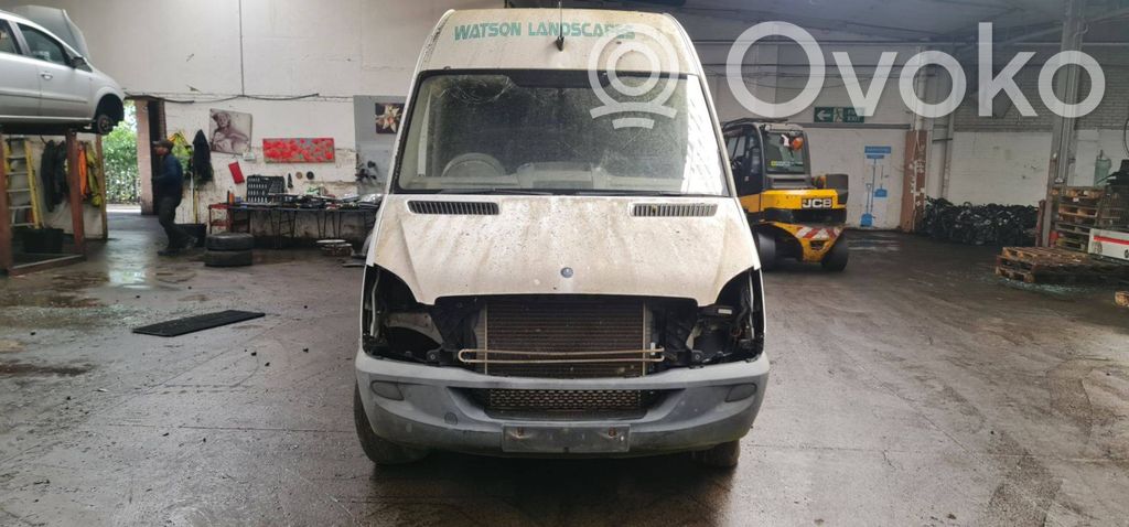 Mercedes-Benz Sprinter W906