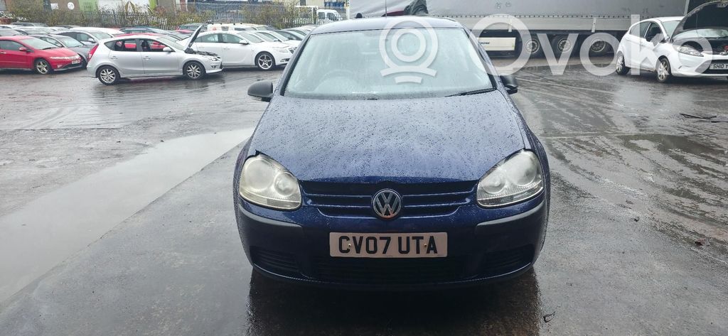 Volkswagen Golf V
