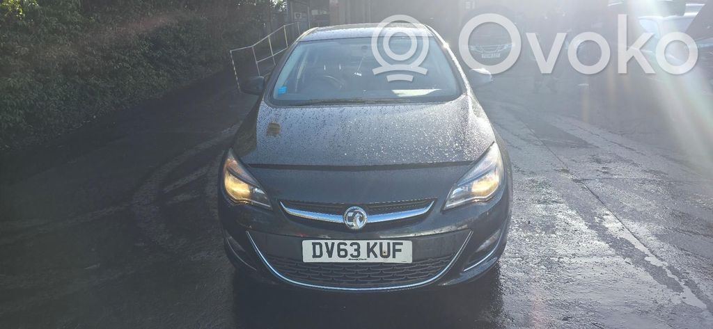 Opel Astra J