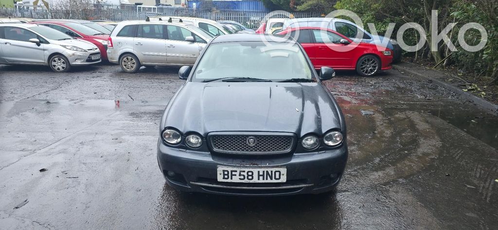 Jaguar X-Type