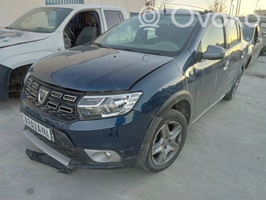 Sandero Sandero, Sandero Stepway  JH3399