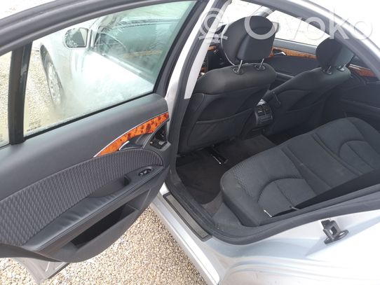 Pièce Rechange Freinage Câble Frein à Main Arrière Gauche Frankberg - Compatible Mercedes CLS C219 E W211 S211 2114200385 Compatible