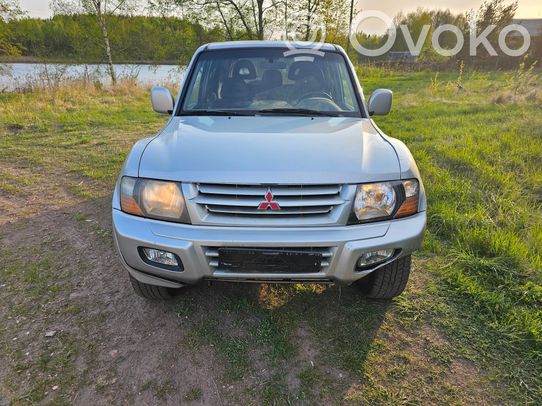 Pajero Pajero  MR402293
