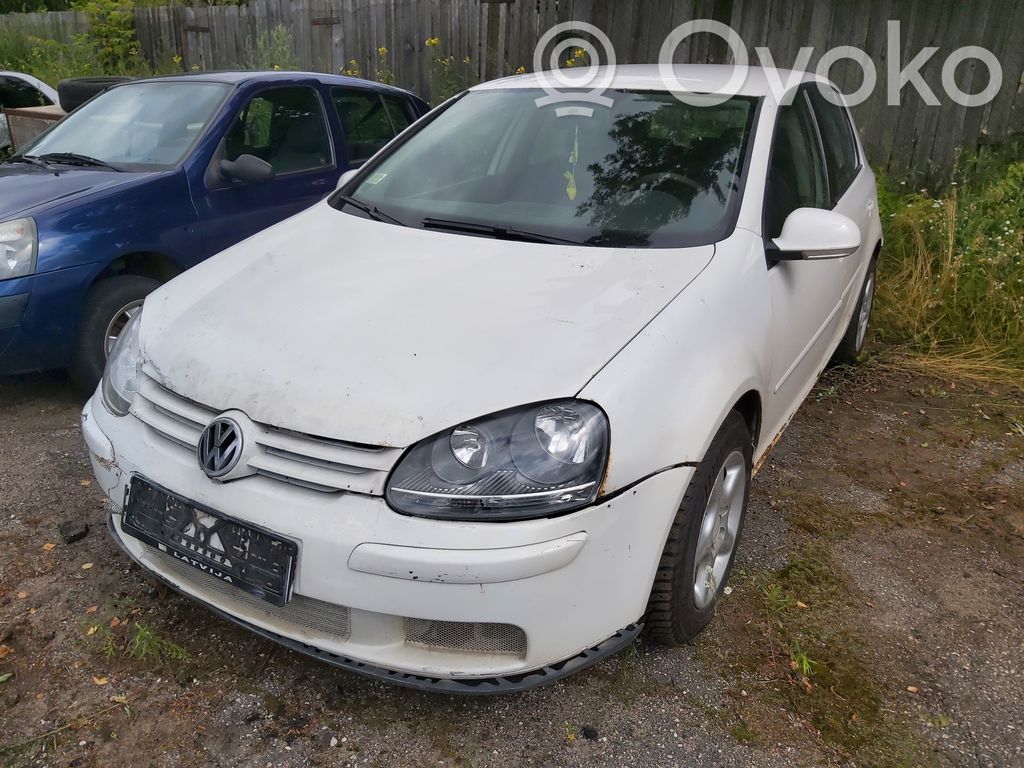 Golf V Golf  N01284