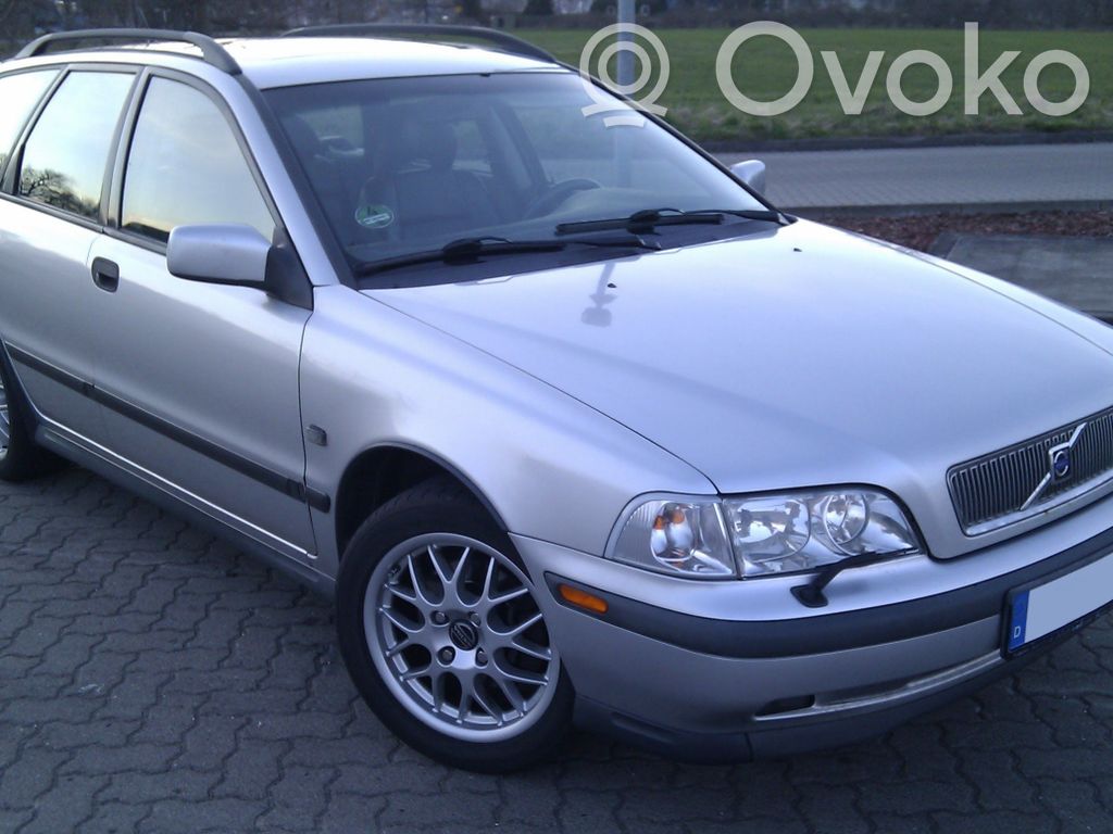 S40, V40 S40, V40