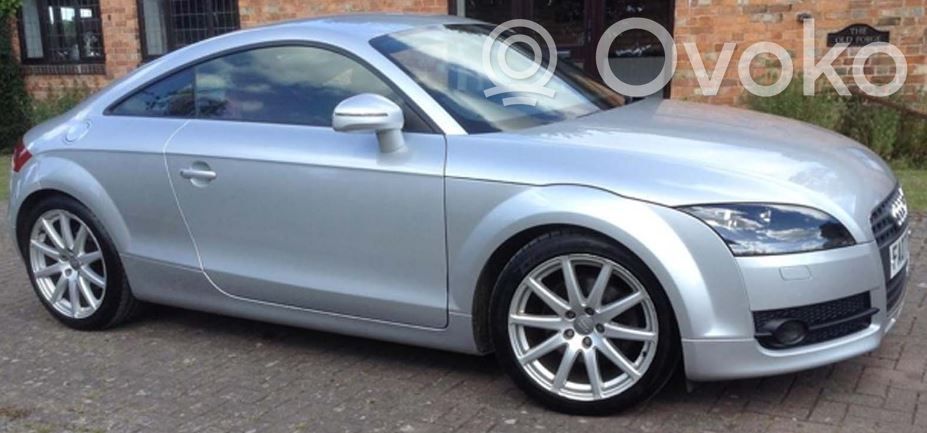TT TTS Mk2 TT, TTS  8J0366