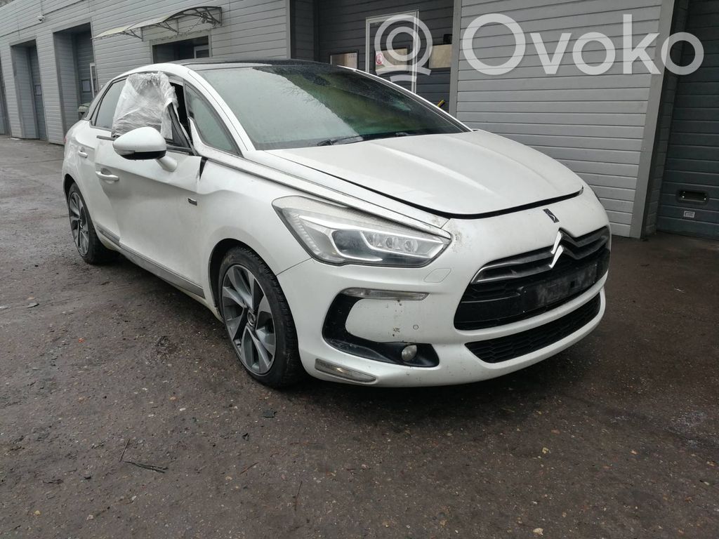 DS5 DS5  3307A2