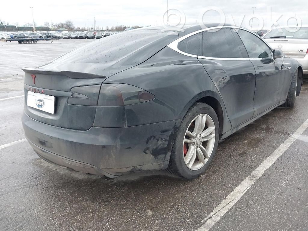 Model S Tesla Model S
