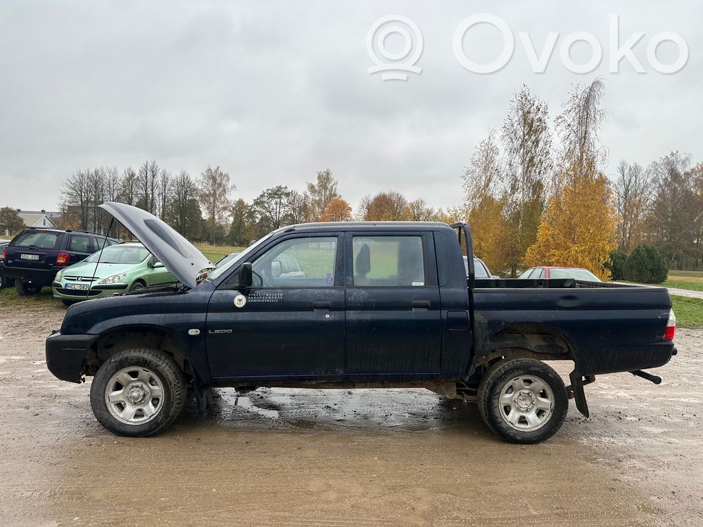 L200 L200, L300, L400 Space Gear