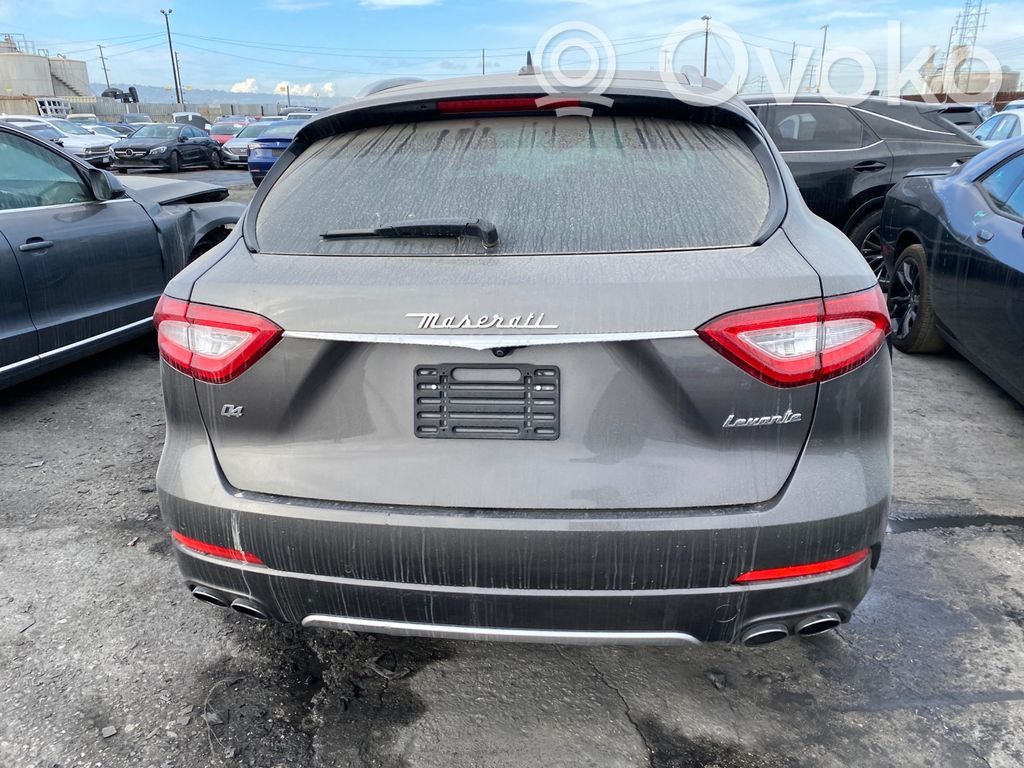 Levante Levante  270318
