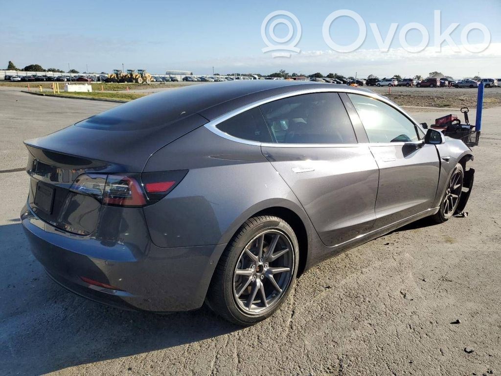 Model 3 Tesla Model 3  104445100F